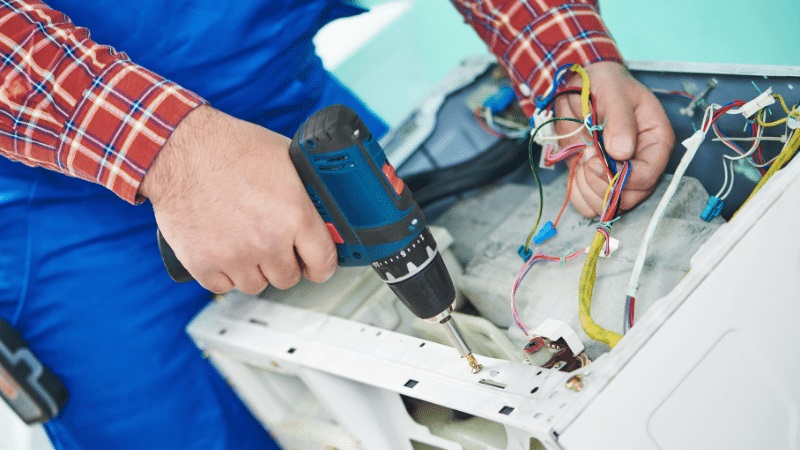 Yenimahalle Ferre Ferre çamaşır makinesi kart tamiri – Su almama arızası orijinal parça ile giderildi. - Teknik servis örneği